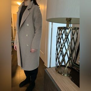 Zara Beige  Coat, XS, runs big and fits S&M. %53 wool, %40 polyester.